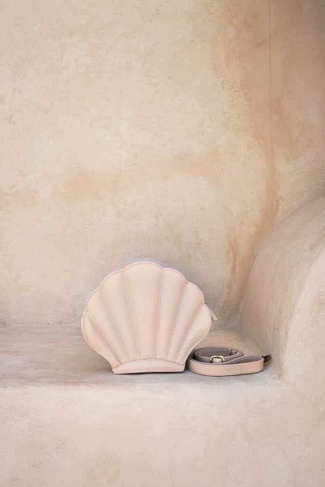 KOA SEASHELL HANDBAG // TEXTURED CREAM