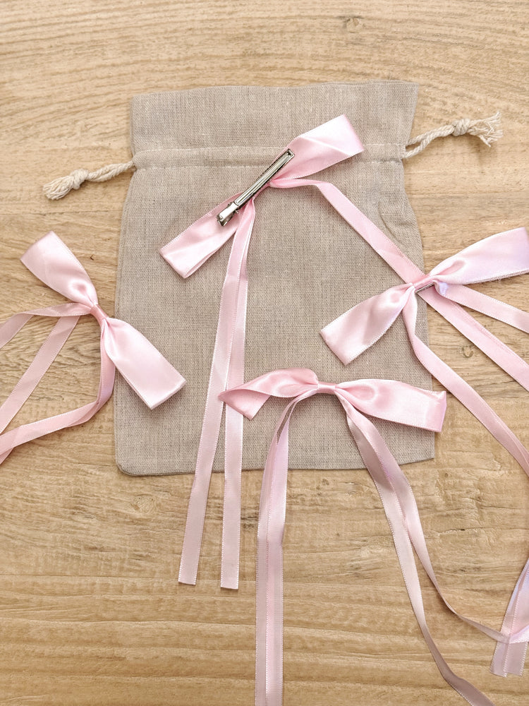 CHRISTMAS BOW CLIPS - PINK x 4