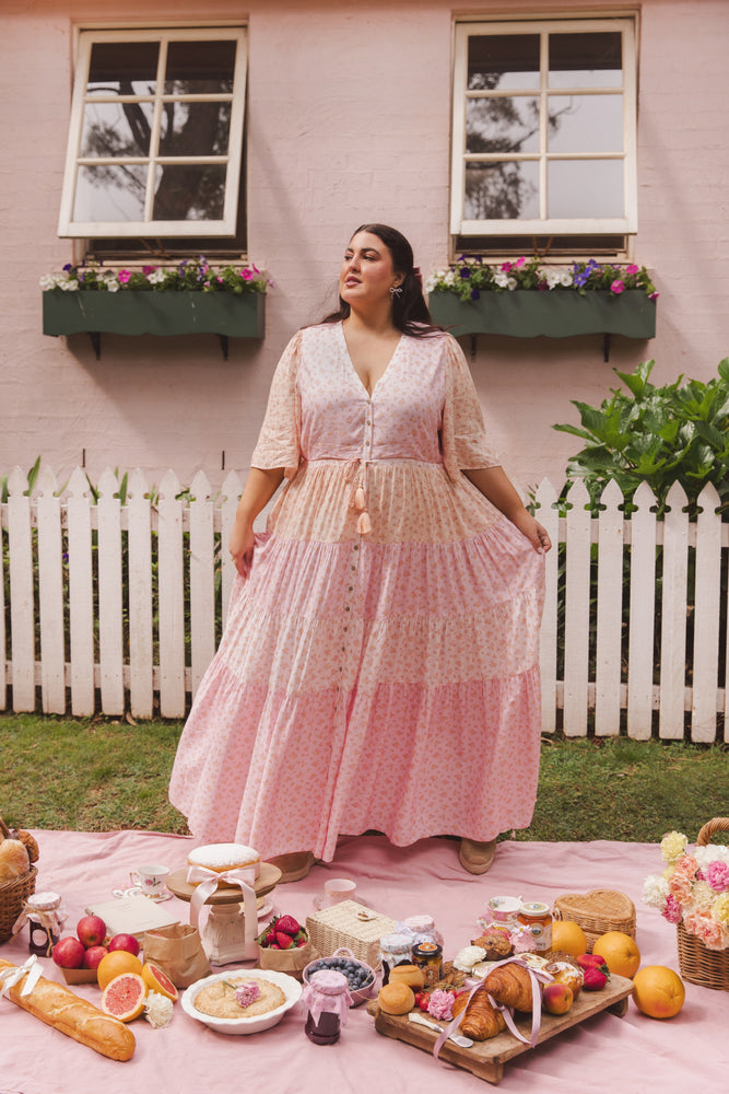Picnic Gown ~ Cottage Blossom