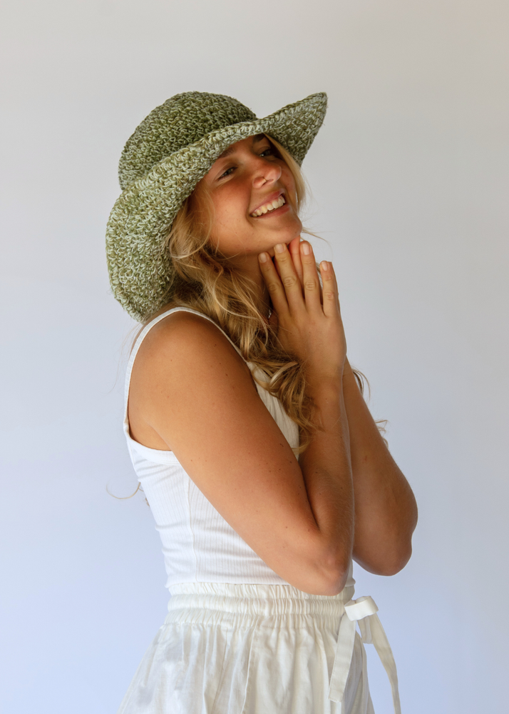 POLLY SHORT BRIM HAT // ALOE