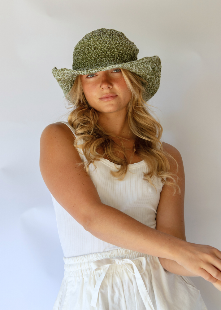 POLLY SHORT BRIM HAT // ALOE